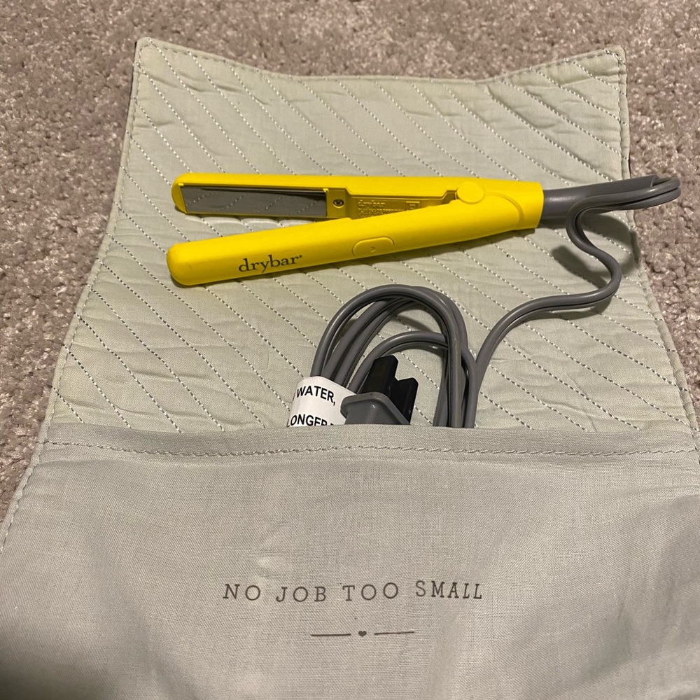 Mini Dry Bar straightener - NEW never used